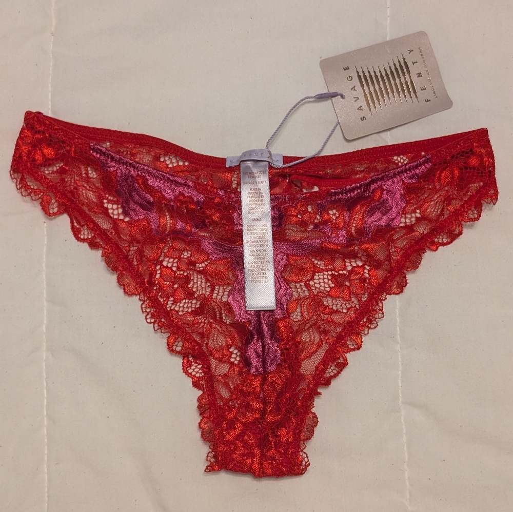Savage X Fenty Goji Berry Lace Panties, Small